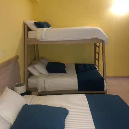 Hostel Paradise St Santa Marta  Eksteriør bilde